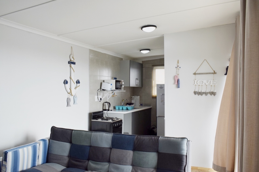 5 Bedroom Property for Sale in Struisbaai Western Cape